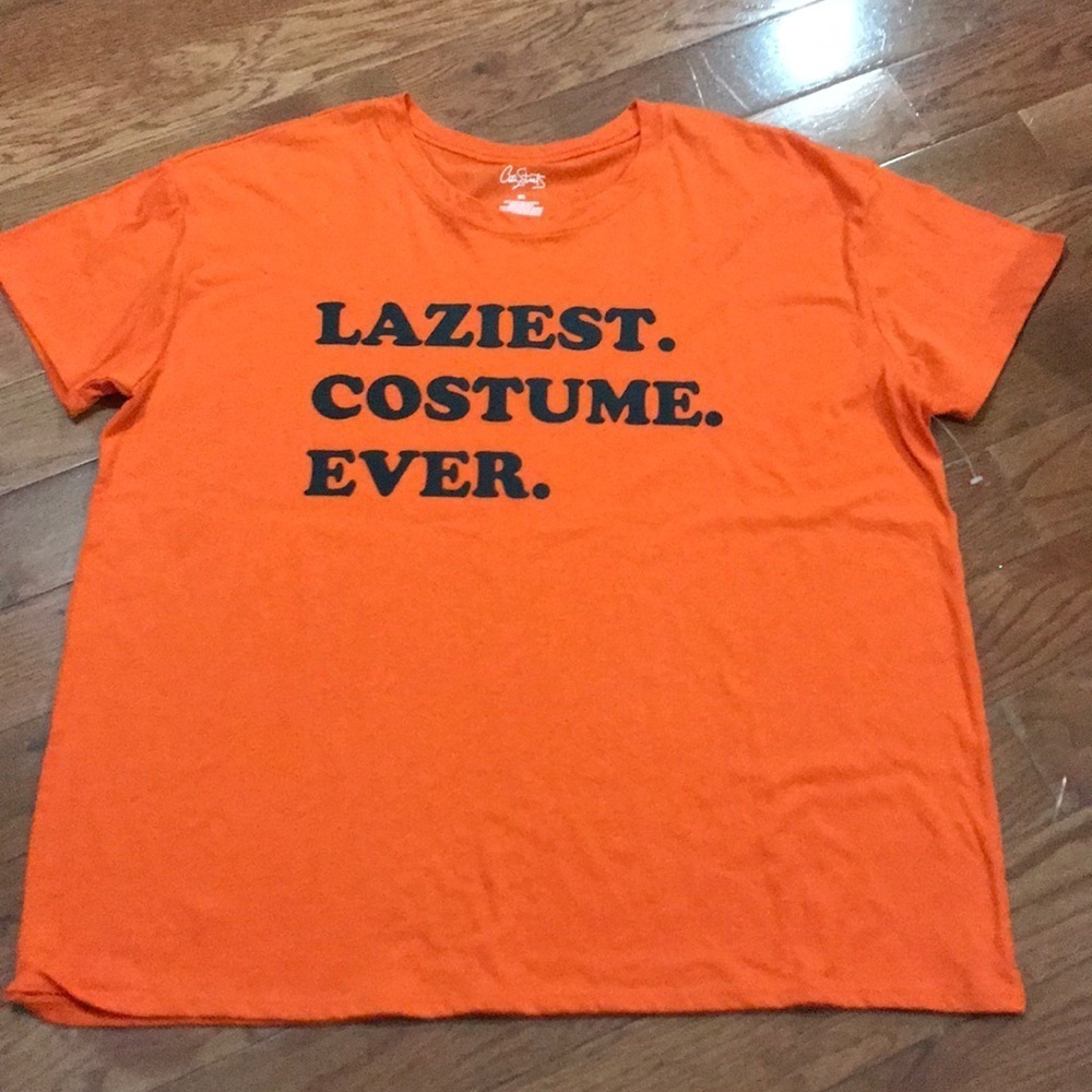 6/$20 NWOT XXL Halloween shirt
